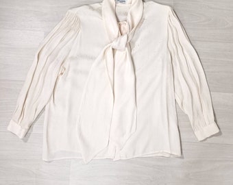 Elegant white vintage shirt made in silk, 70s shirt Devernois Paris