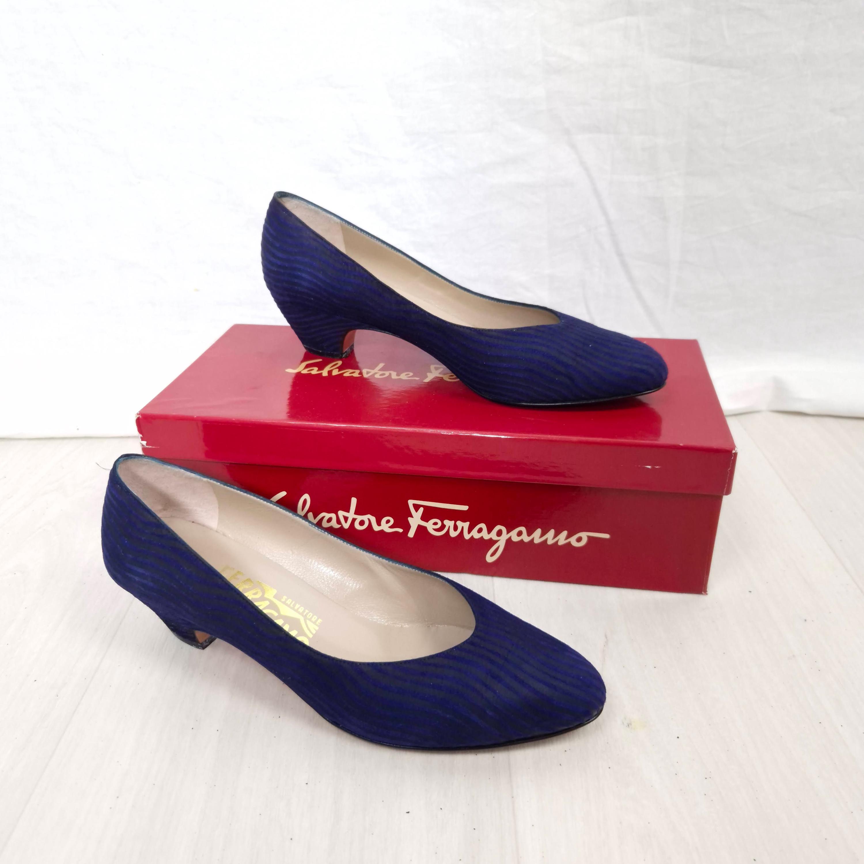 正規品★未使用品★旧ロゴ★最終値下げFerragamo 紫 スエード ハイヒール フェラガモのパンプス - Etsy 日本