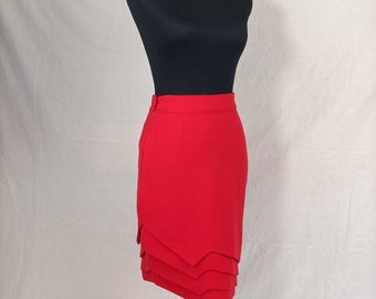 Jupe rouge Gianni Versace, Gianni Versace années 1980