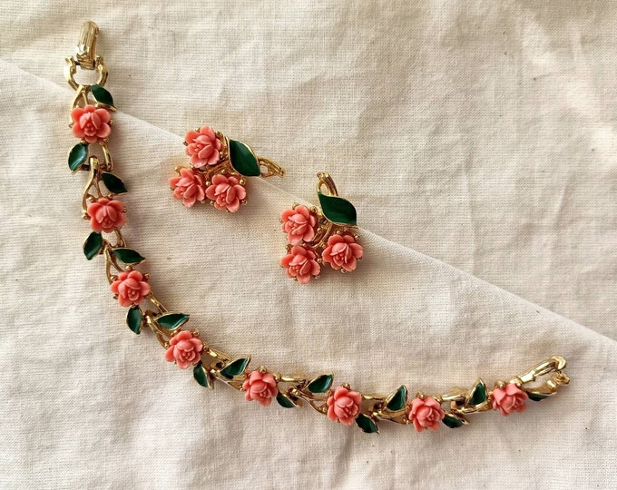 Vintage set with roses, bracelet and clip earrings