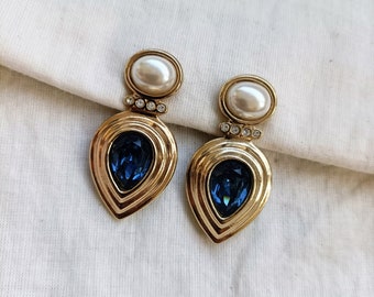 Boucles d'oreilles vintage pendantes bleues et dorées des années 70