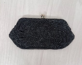 50er-Jahre-Clutch mit schwarzen Vintage-Perlen