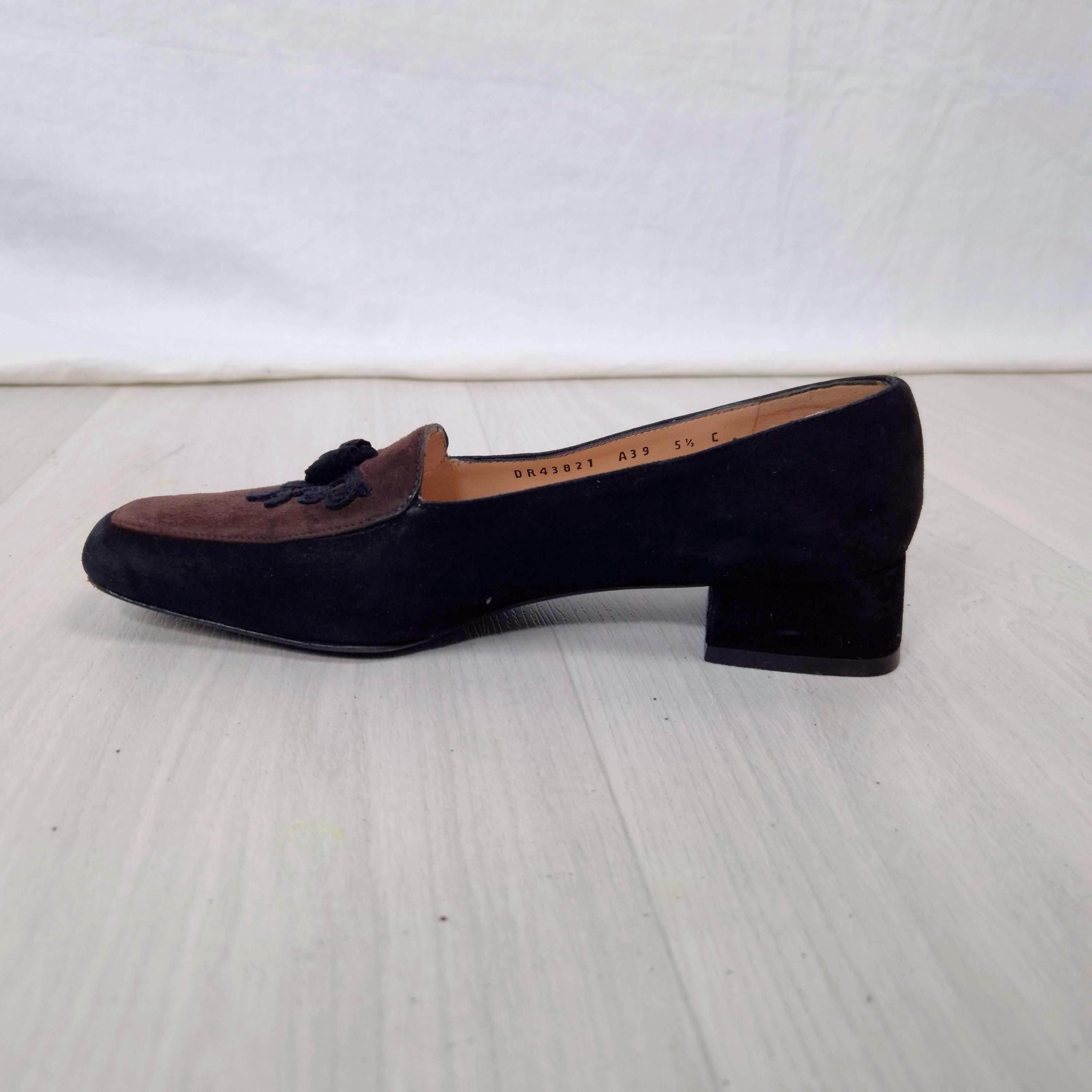 Ferragamo Women Loafers 1990s, Black and Brown Suede Loafers  display picture 1