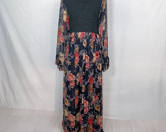 Hippie dress vintage 70s, Vintage maxi dress black with flowers