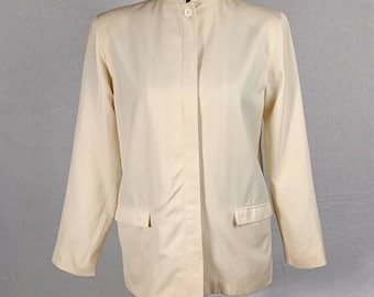 Jacket with mandarin collar Gianni Versace vintage, white jacket vintage 70s