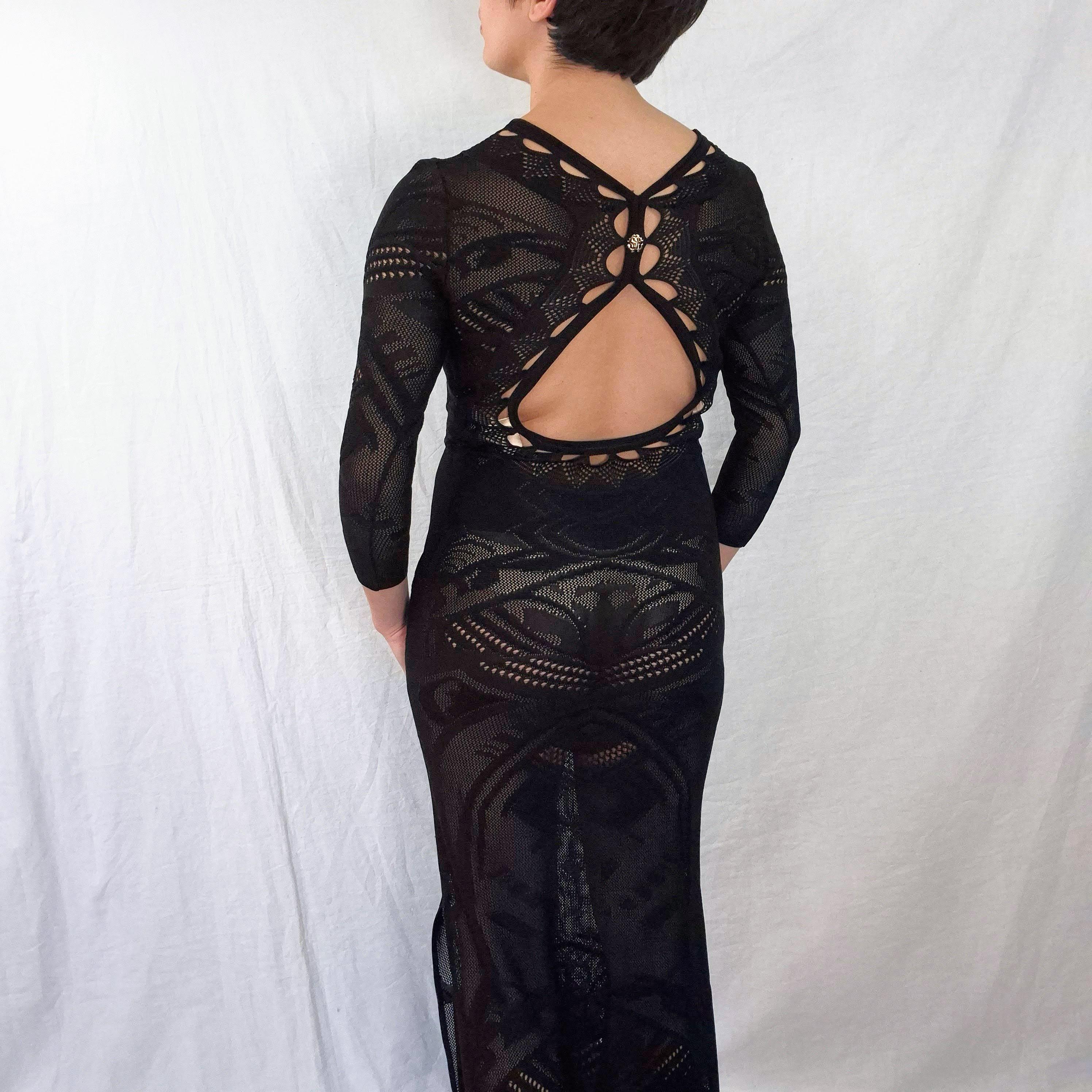 robertocavalli　ロングドレス Roberto Cavalli cut-out Detail Long Dress | Black | FARFETCH