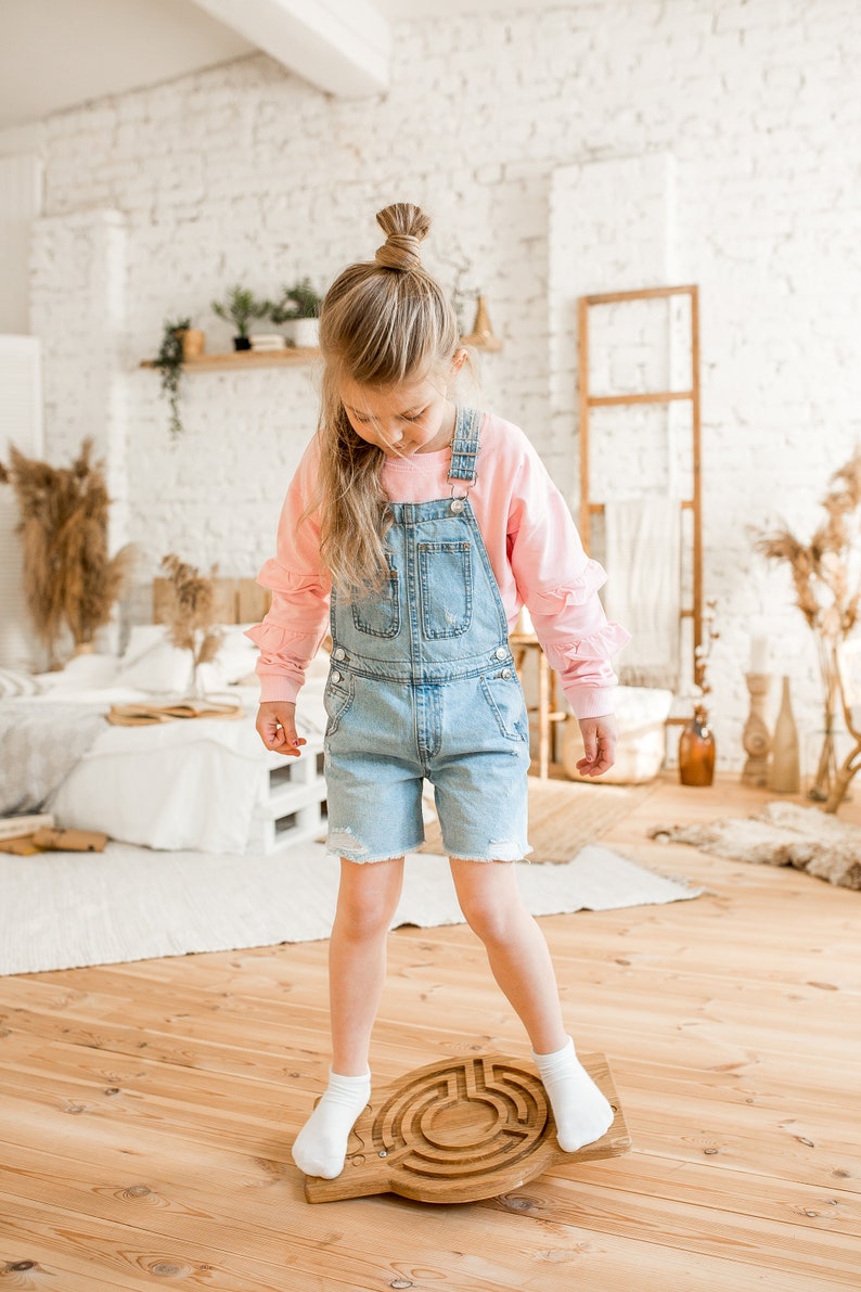 Kinder Balance Board, Montessori Spielzeug, Labyrinth Beschäftigungsbrett, Balance Board für Kinder, Naturholz Spiel, Beschäftigungsbrett Kleinkind, Holzspielzeug Bild 6