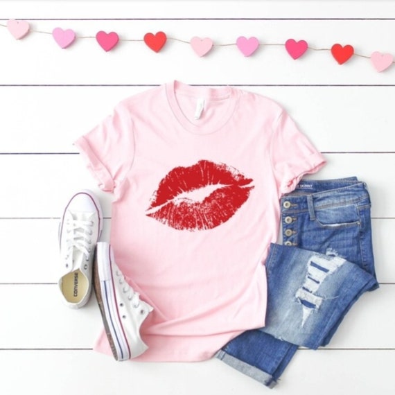 Valentine's Day tshirt, Valentines shirt, tshirt, womens tshirt, valentines day shirt with red lips,