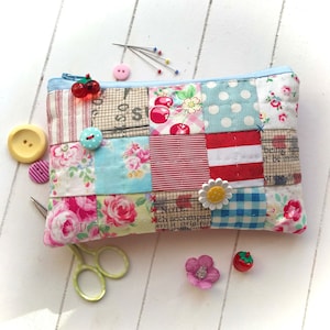 Zoe Zipper Pouch Pattern