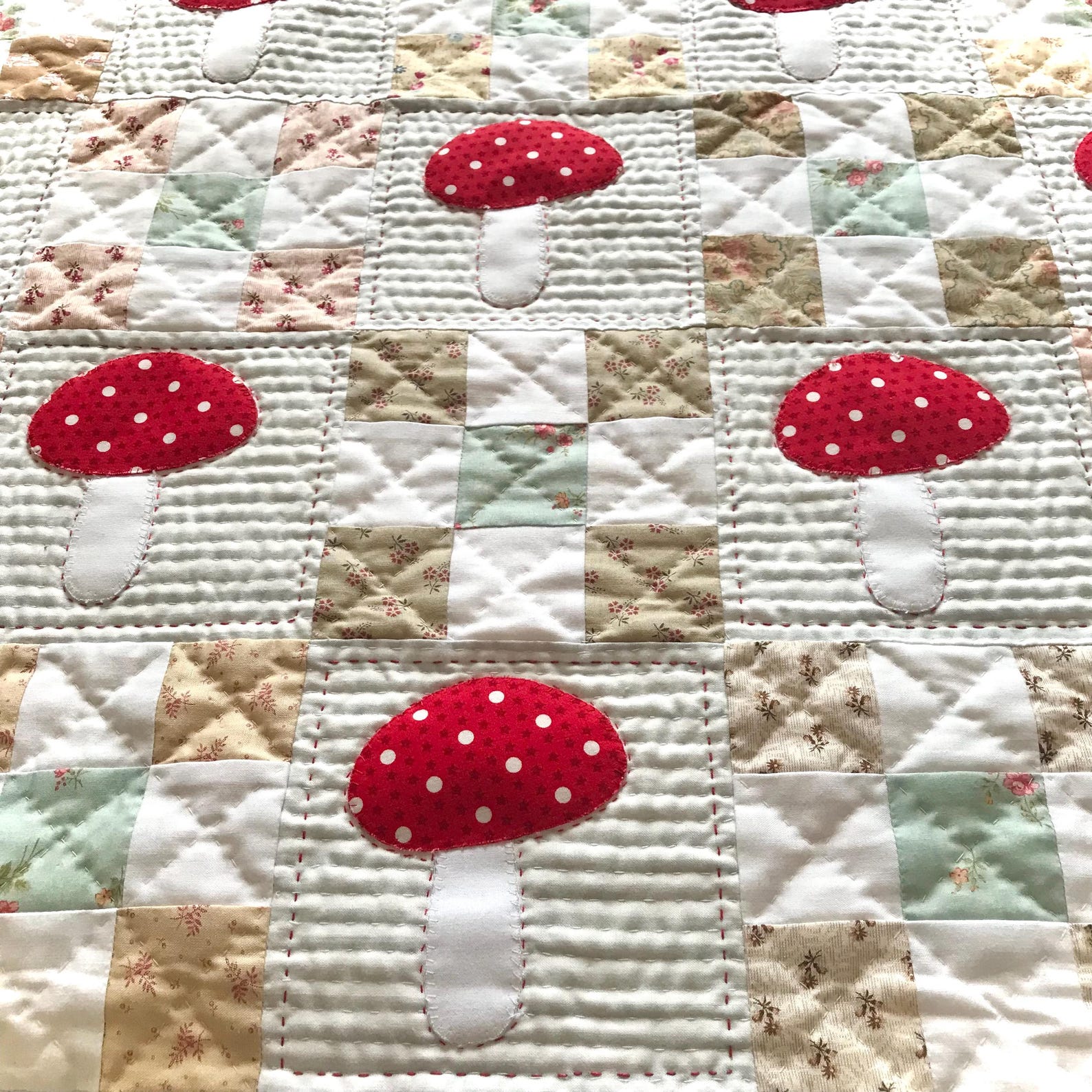 Toadstool Quilt Pattern - Etsy
