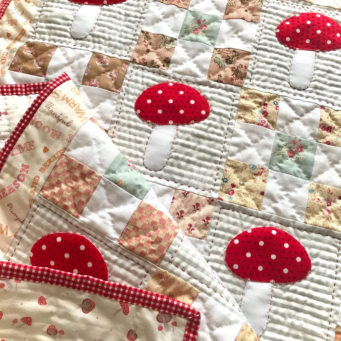 Toadstool Quilt Pattern - Etsy