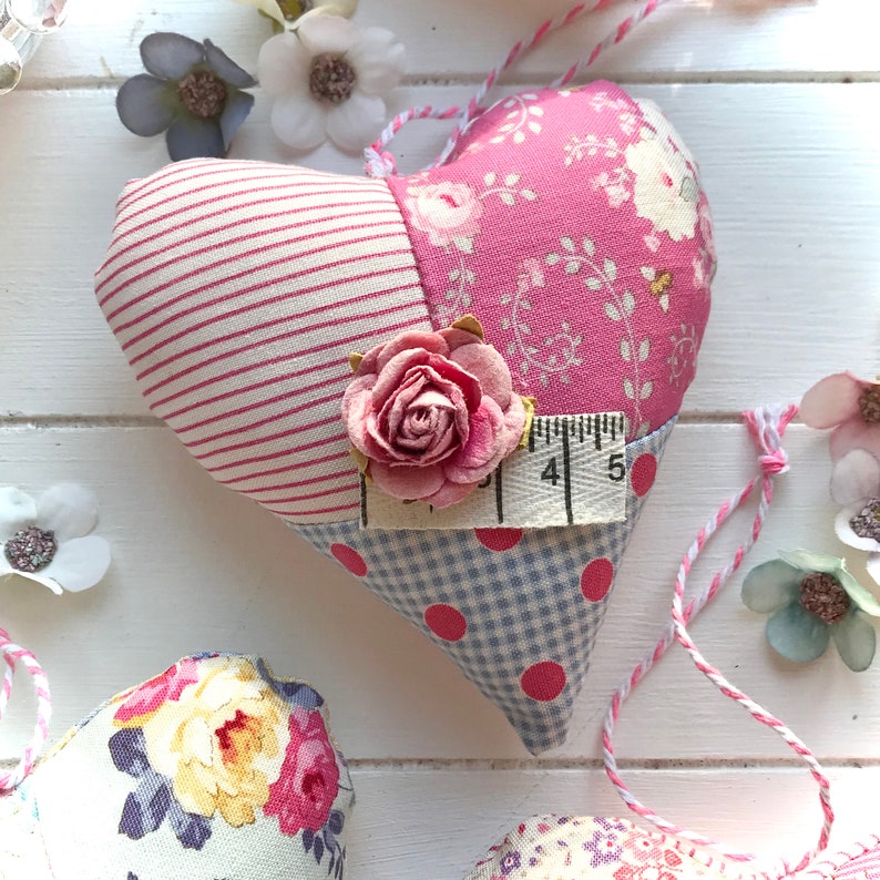 Patchwork Hearts Pattern image 2