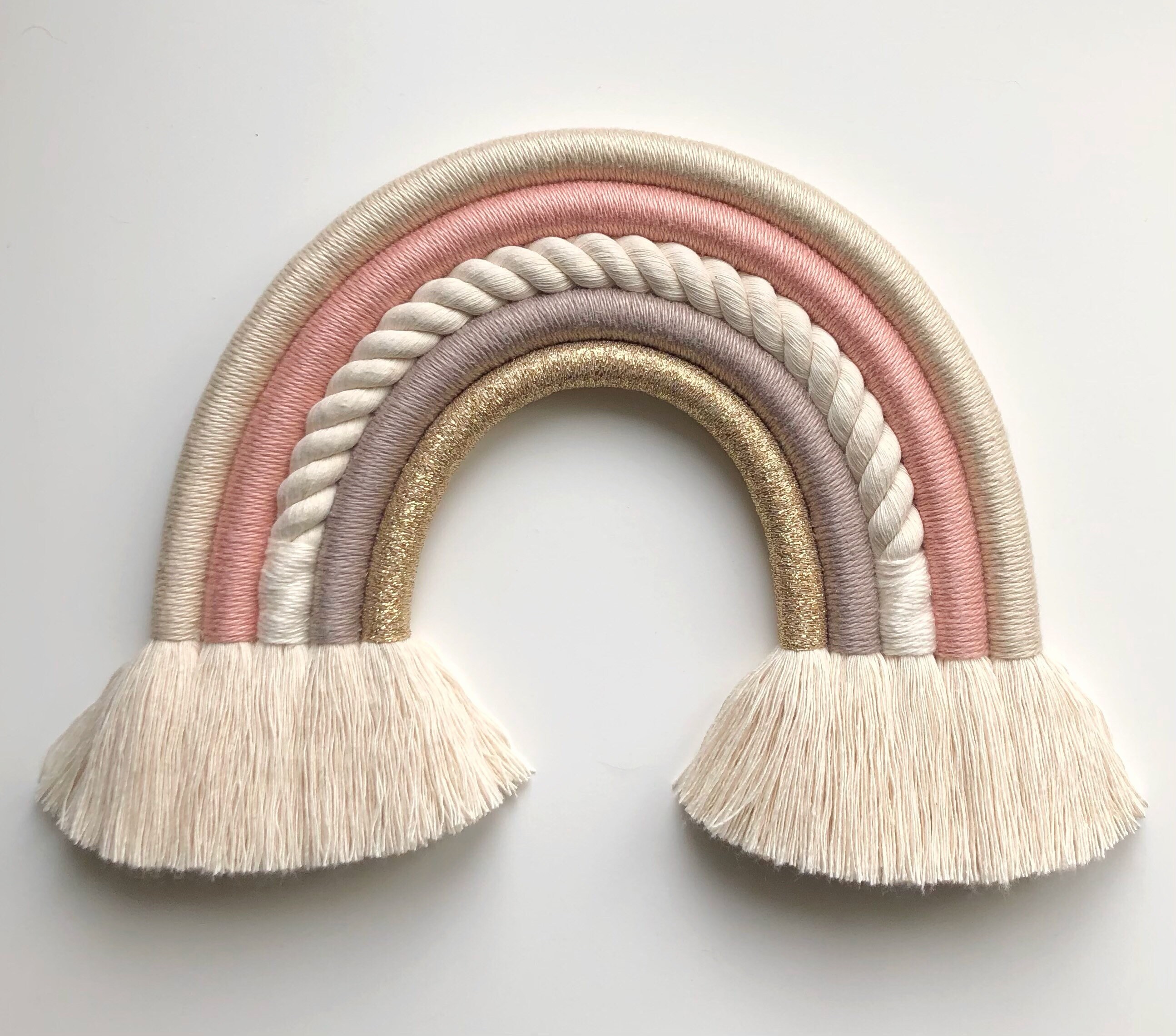 En Stock Arc en Ciel Macramé à Suspendre | 24 X 27 cm