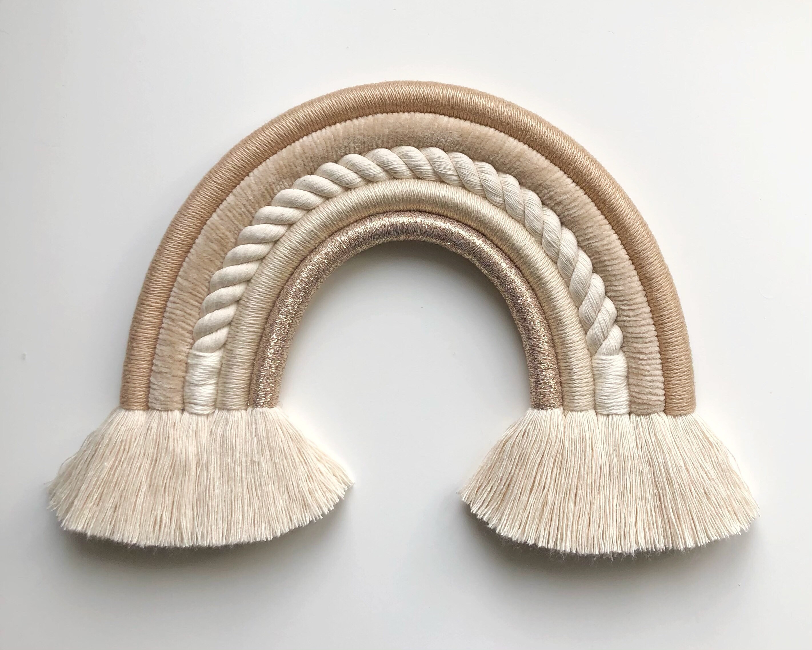 En Stock Arc en Ciel Macramé à Suspendre | 24 X 27 cm