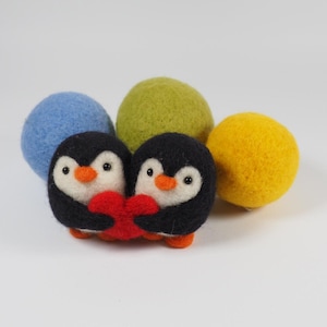 Pingouins feutrés en laine mérinos peluche animal ferme figurine miniature décoration ornement chambre d&#39;enfant cadeau Noël petit ami femme maman amie