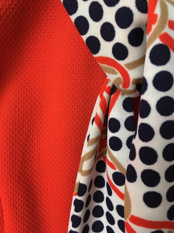 Vtg 1960s/1970s Orange and Navy Polka Dot Dress  … - image 6