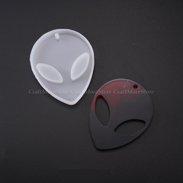 Creative Alien pendant silicone mold-Martian silicon mold for resin-Big eyes alien pendant mold-Jewelry Necklace Keychain Earring Mold