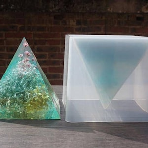 Large size pyramid shape Silicon Mold- DIY silicone mold - resin silicon mold - for Home Decoration -Epoxy Resin Mold