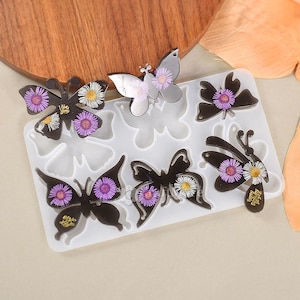 Beautiful Butterfly Keychain Silicone Mold-Epoxy Resin Butterfly Earring Molds-Silicone Jewelry Pendant Mold-Resin Craft Mould
