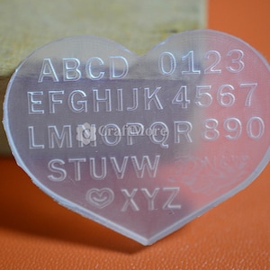 Großbuchstaben Silikonform für Nailart DIY Nagel Dekoration Harz Formen Epoxy Nagel Patches Herstellungswerkzeuge Form Kristall Nagel Aufkleber Form
