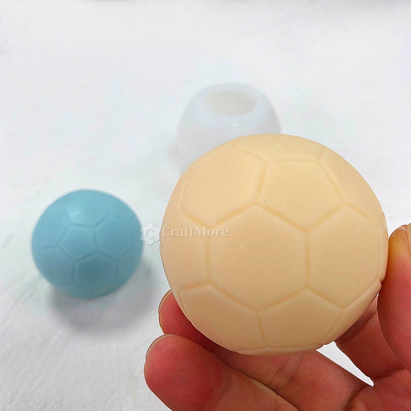 Moule Ballon De Foot Moule Silicone Ballon De Football - 6.9cm - Pâte à Sucre, Chocolat Pate A Ballon