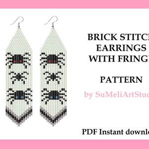 Könnte beinhalten: Ein digitales Download-Muster für Ziegel-Stich-Ohrringe mit Fransen, die ein Spinnen-Design zeigen. Das Muster ist von SuMeliArtStudio und steht zum sofortigen Download bereit. BRICK STITCH EARRINGS WITH FRINGE PATTERN by SuMeliArtStudio PDF Instant download