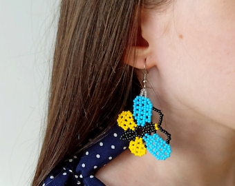 Pendientes de mariposa con cuentas, pendientes amarillos azules huicholes mexicanos, abalorios nativos, pendientes de primavera, pendientes de abalorios