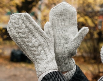 Grey Wool Mittens, White Mittens Women's, Knit Cable Mittens, Light Gray Chunky Mittens, Men's Winter Mittens, Hand Knitted Alpaca Mittens