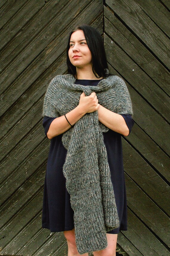 navy blue dress for baby girl The Cutest Ways to Wear a Scarf This Winter main image 1