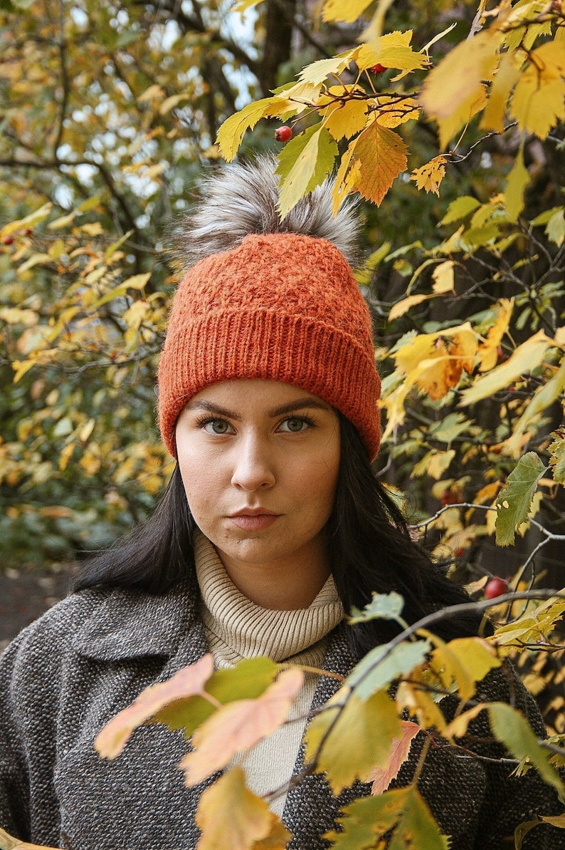 Pom pom beanie, Alpaca beanie, Cuffed wool beanie, Warm knit hat, Faux fur pom pom hat, Slouchy beanie, Women hat, Knitted beanie Rust