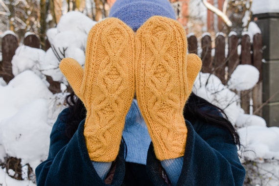 Women's wool deals mittens