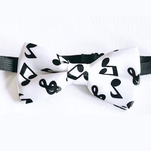 Music Lover Bow Tie | Music Notes | adjustable | childs bow tie