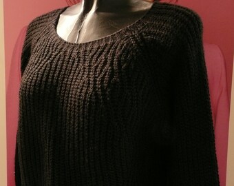 Casual Women's short black Ribbed pullover/Viscosa Black Crop Pull/Brand: PoSITIVO/size M.