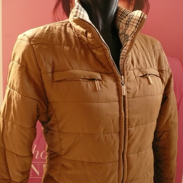 Vintage women's beige-brown slim fit jacket, short coat, puffer jacket/size S-M.