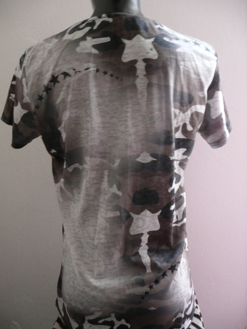 Vintage mens t-shirt/skull with Kalashnikov print tee/fashion summer t-shirt/casual gray tee/ SKULL print t-shirt/Camouflage t-shirt image 4