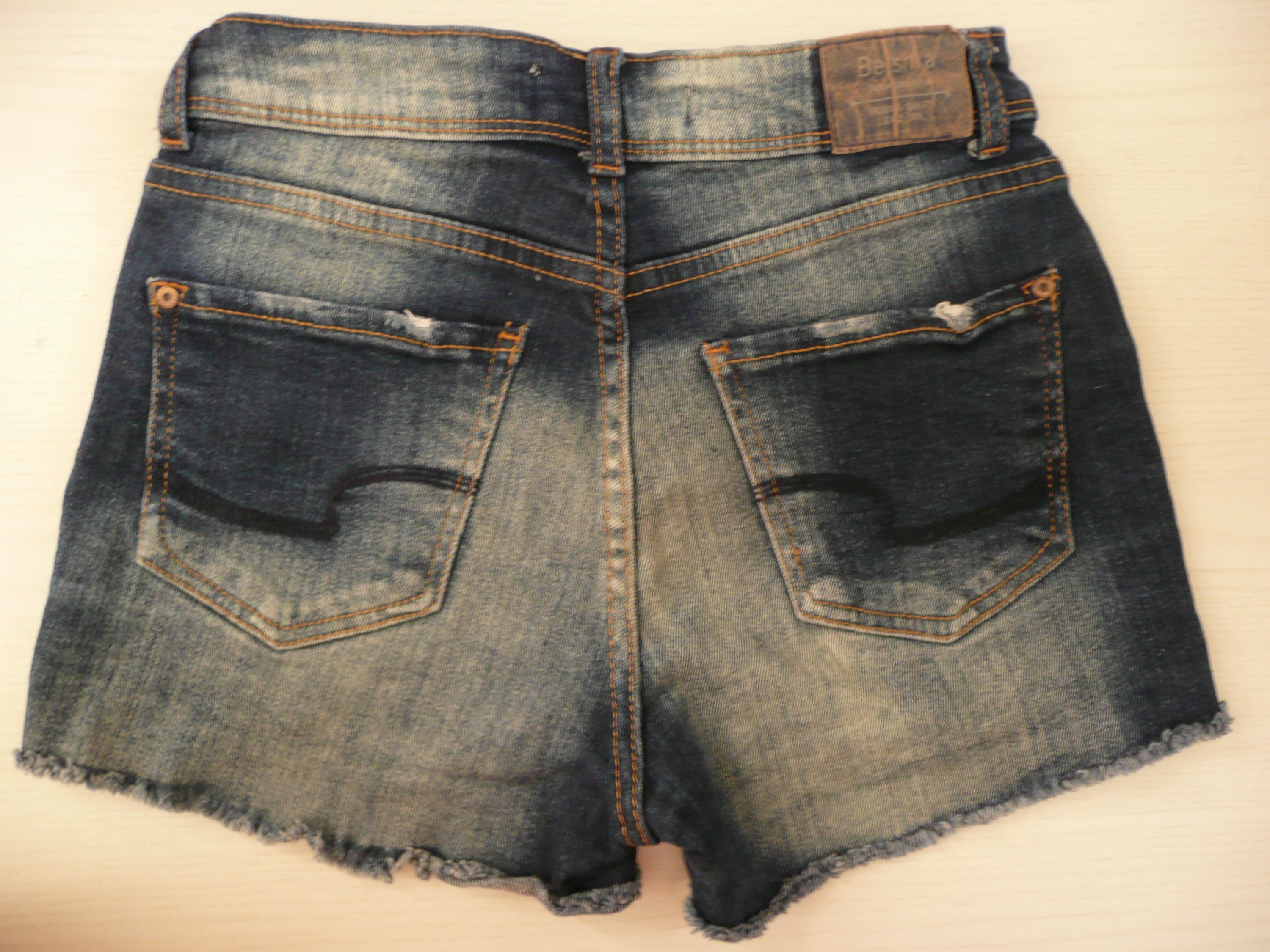 Women's Distressed Frayed Jean Shorts 