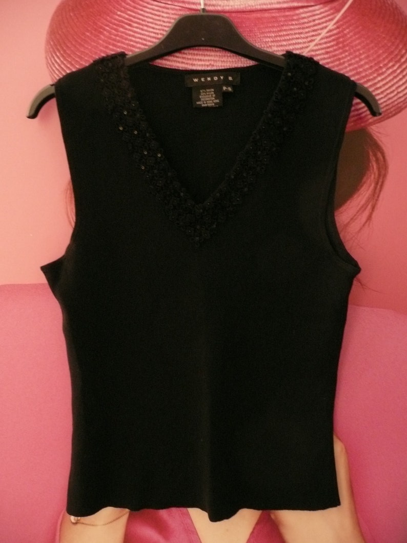 black teeembroidery Floral topdesigner tankbohemian sleeveless topfashion fitted topoffice-secretary topsize P-S. Vintage WENDY B