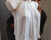 Women 39 s Bohemian Cold shoulder Top Romantic Loose Fit Short blouse Peasant White Crop Top Rustic White Lace short Blouse Greek Style Top M.