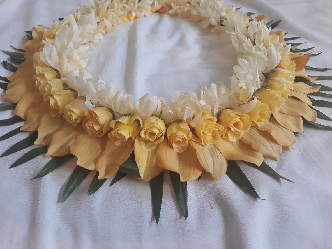 Royal Elegant Artificial Flower Lei Etsy