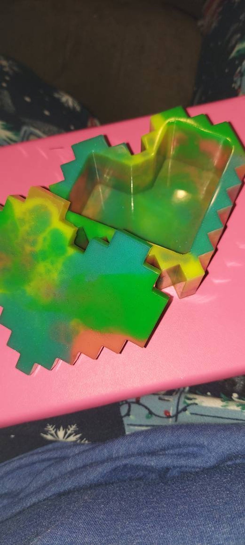 Neon pixel heart jewelry box