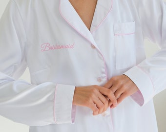 Braut Pyjamas, Braut Pyjamas, personalisierter weißer Pyjama, Brautjungfer Pyjama Set, Braut Pyjamas Satin Seide Pyjamas PJs Brautparty Seidenpyjama