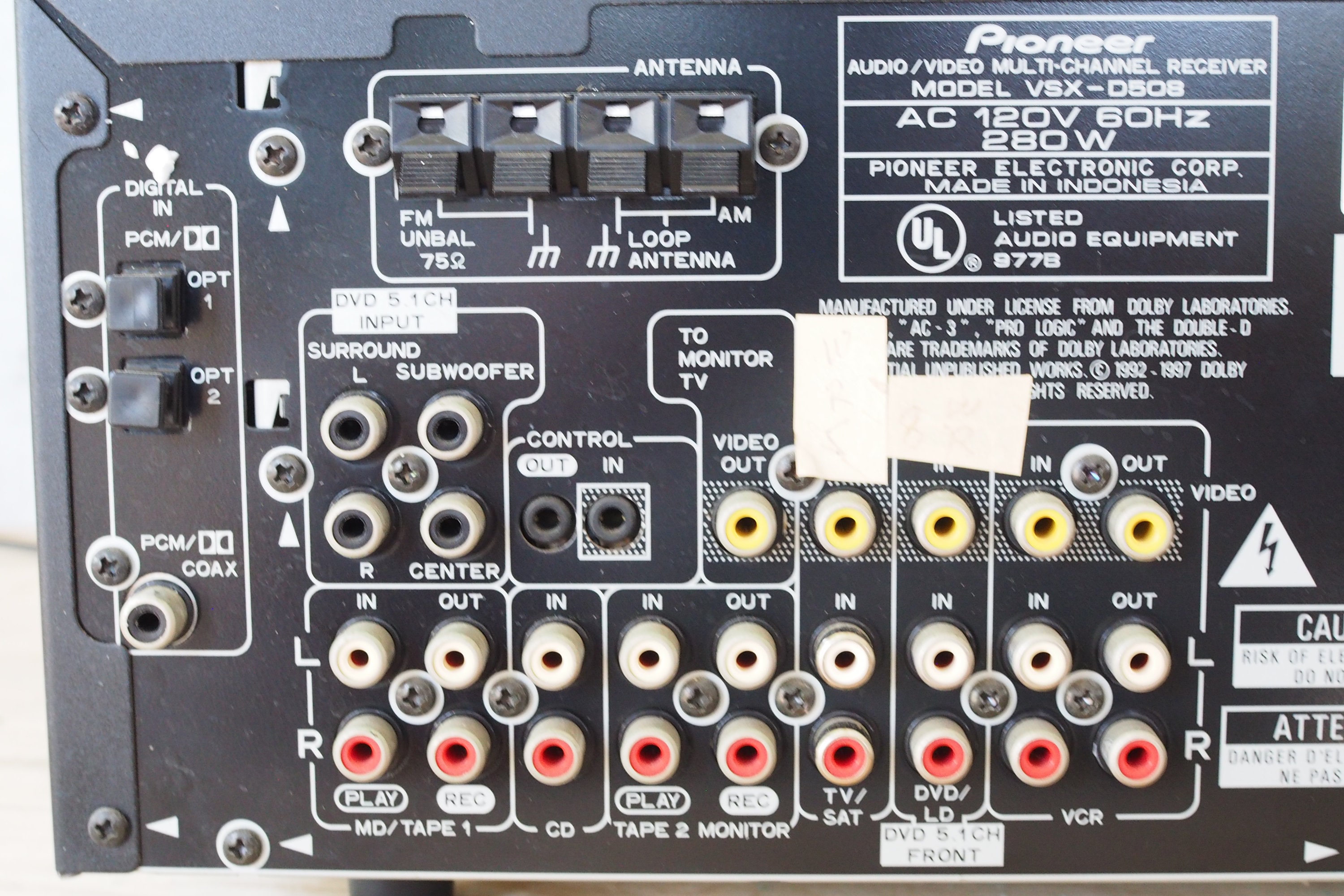 Pioneer VSX-D508 Receiver Powerful Little Amplifier for Small to