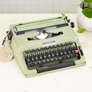 Máquina de escribir Torpedo Monarch de Luxe con mantenimiento profesional y envío rápido en 1 a 3 días - Máquina de escribir QWERTY