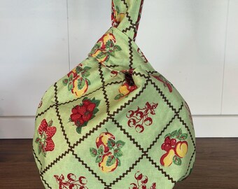 Bolso reversible con nudo japonés