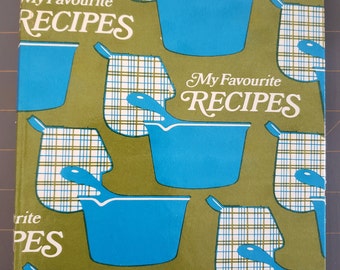 Mis recetas favoritas Década de 1960 Presente su propio libro de recetas Carpeta de 3 anillas con sobres y divisores fabricados en Hong Kong Verde oliva y azul