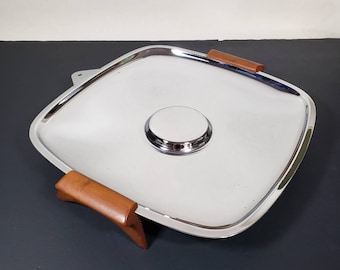 Glo-Hill Gourmates Square Snack Serving Tray Atomic Bakelite Handles Raised in Middle 11 Inches Wide Mirror Finish