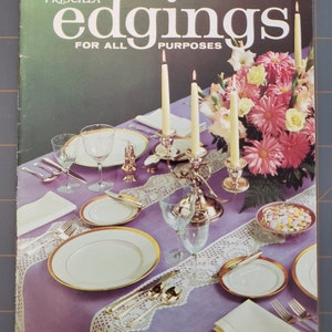 1965 Coats & Clark&#39;s Book No. 159 Priscilla Edgings for All Purposes Needlecraft Folleto Crochet Knit Lace Frivolité
