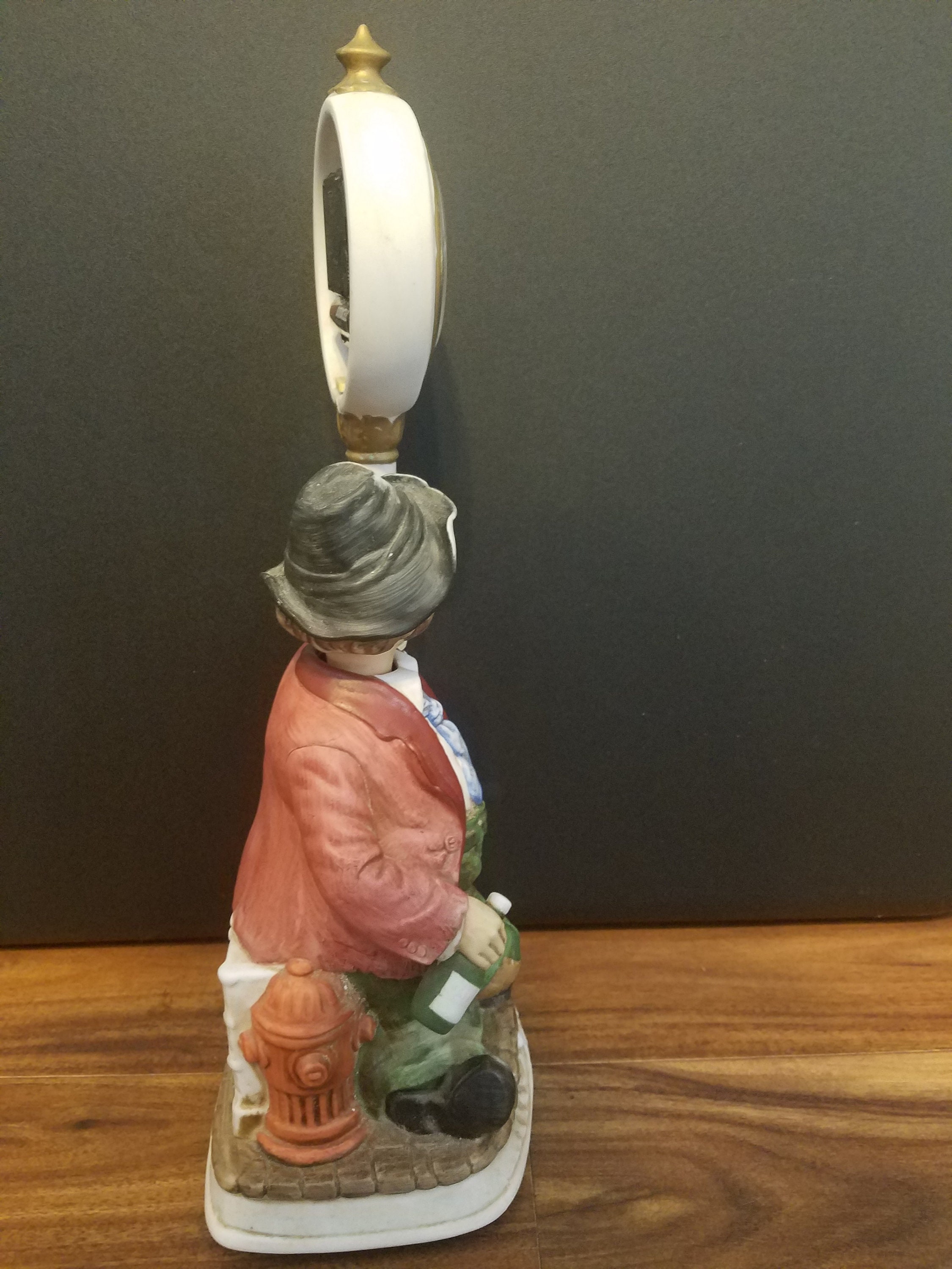 Melody In Motion Clockpost Willie Etsy