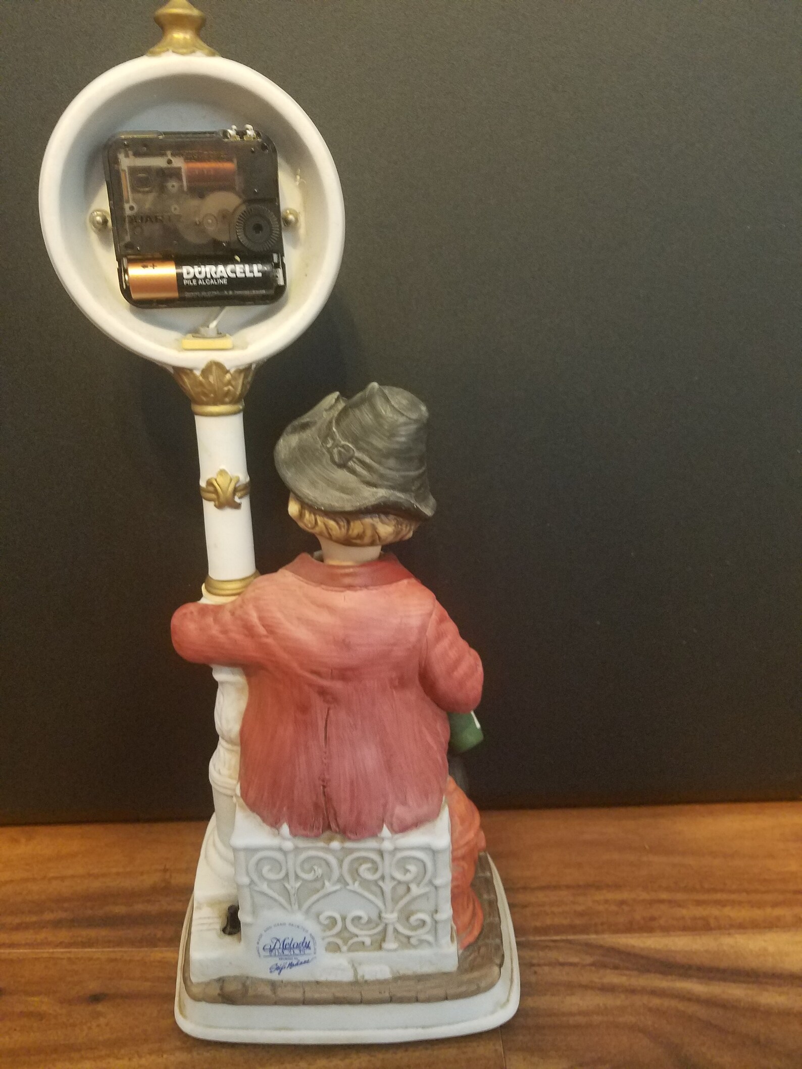 Melody In Motion Clockpost Willie Etsy