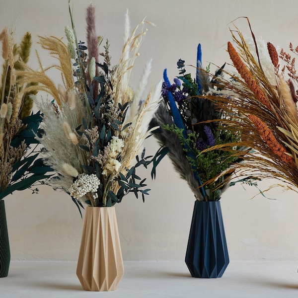 Ramo de flores secas de hierba de la pampa: centro de mesa para boda bohemia